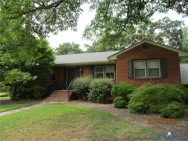 $2,700 | 126 Beverly Road, Ashland, VA 23005