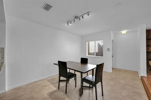 $2,250 | 4011 Coral Springs Drive, Coral Springs, FL 33065