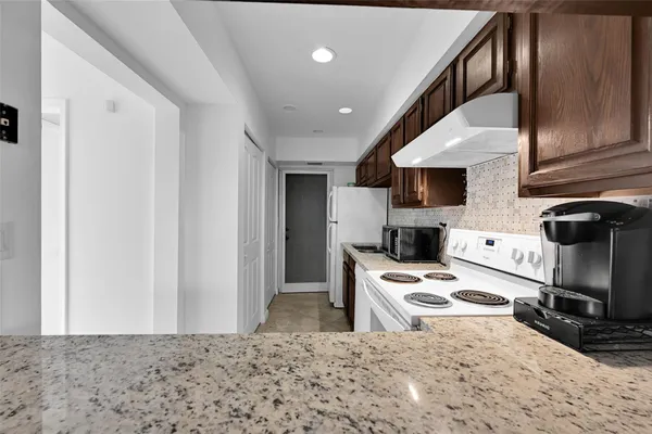 $2,250 | 4011 Coral Springs Drive, Coral Springs, FL 33065