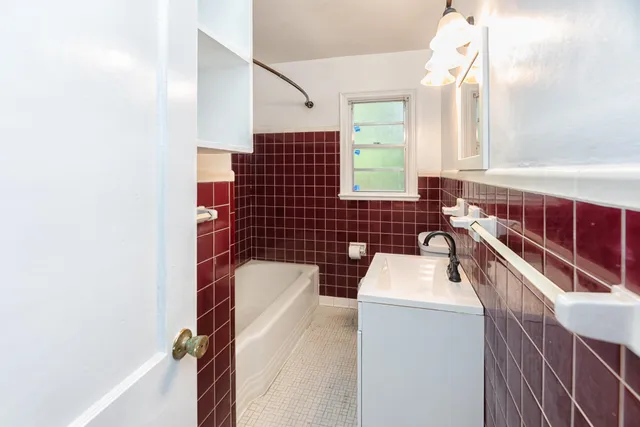 $1,475 | 2058 Thomasville Road, Tallahassee, FL 32308