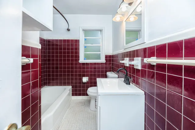 $1,475 | 2058 Thomasville Road, Tallahassee, FL 32308