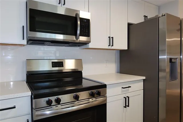 $1,800 | 1808 Harpoon Drive, Holiday, FL 34690