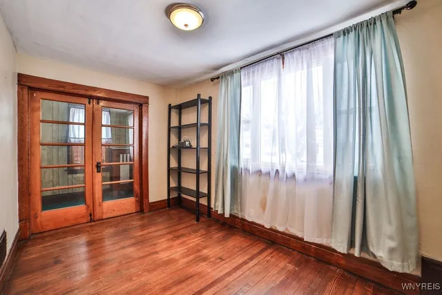 $259,900 | 240 Lackawanna Avenue, Cheektowaga, NY 14212