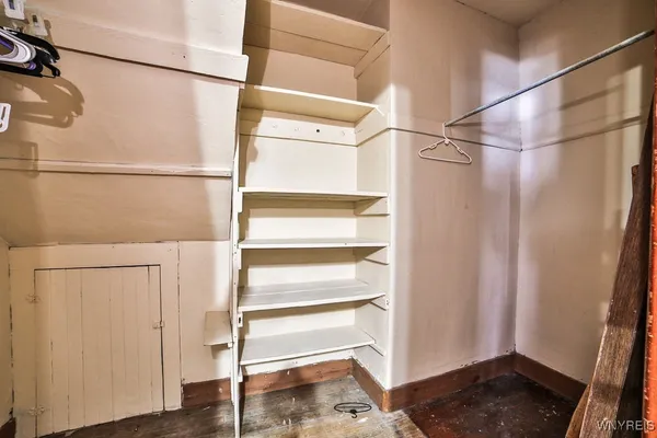 $259,900 | 240 Lackawanna Avenue, Cheektowaga, NY 14212