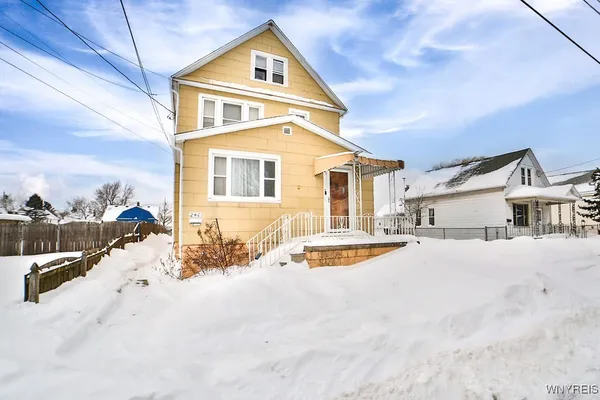 $259,900 | 240 Lackawanna Avenue, Cheektowaga, NY 14212