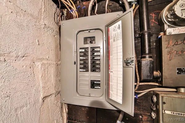 $259,900 | 240 Lackawanna Avenue, Cheektowaga, NY 14212