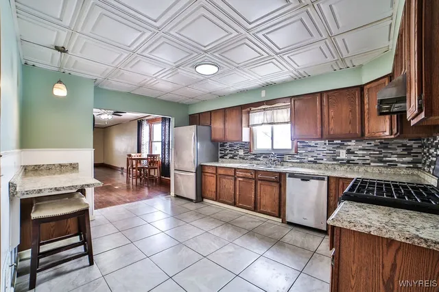 $259,900 | 240 Lackawanna Avenue, Cheektowaga, NY 14212