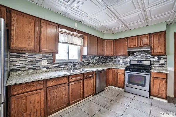 $259,900 | 240 Lackawanna Avenue, Cheektowaga, NY 14212