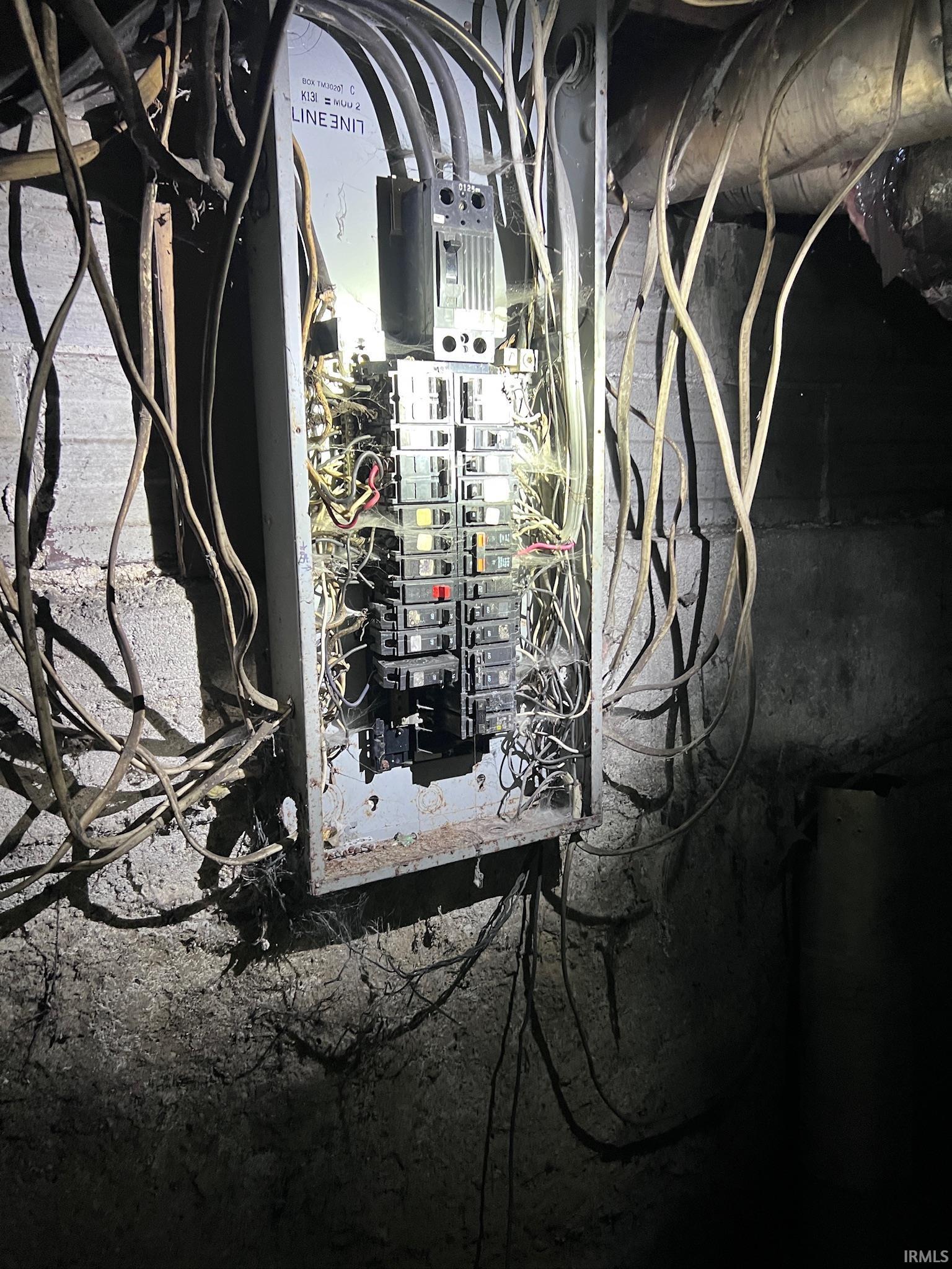 504 Erie Street Butler, IN 46721 - Photo 23 of 33