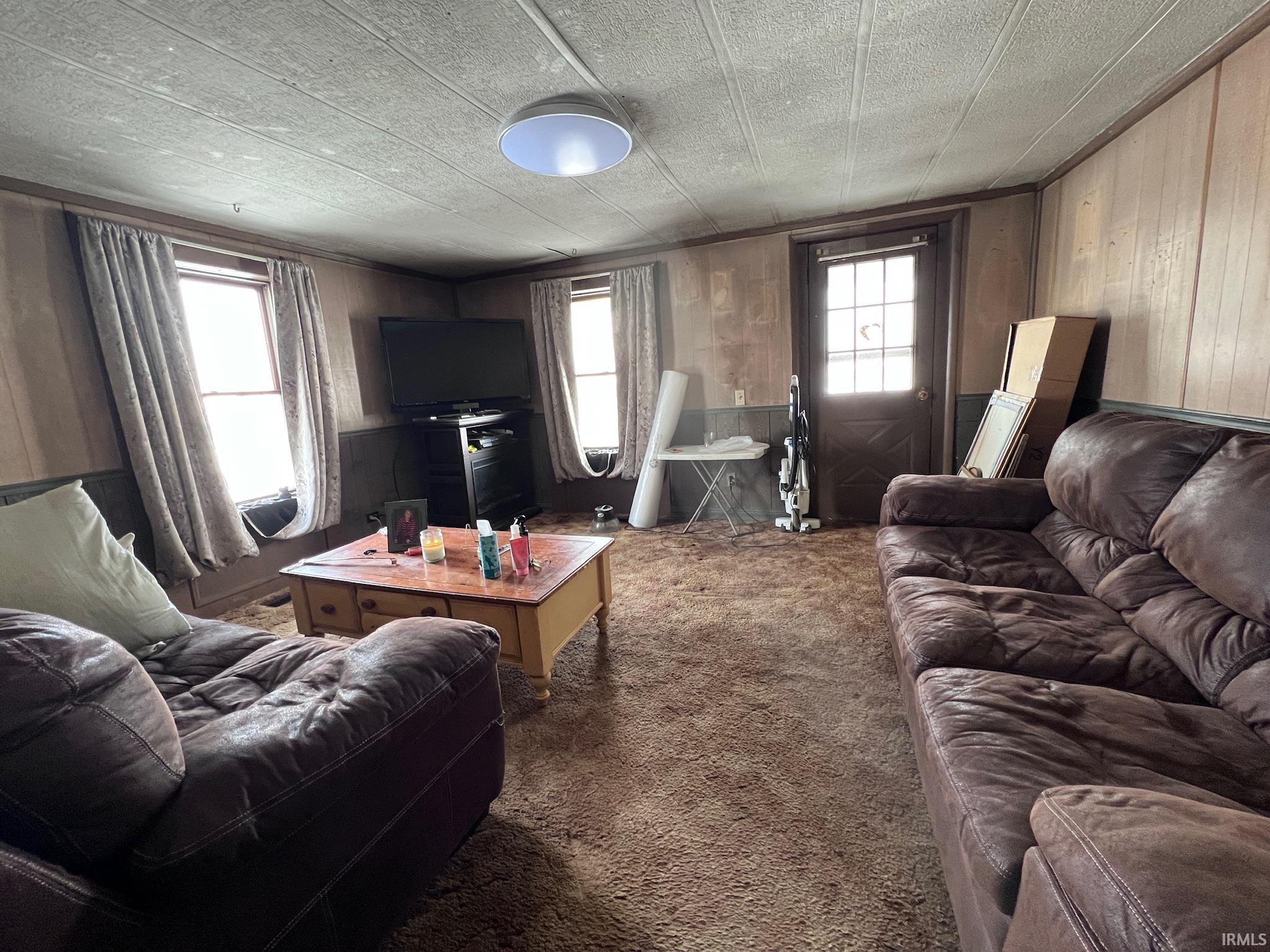 504 Erie Street Butler, IN 46721 - Photo 8 of 33