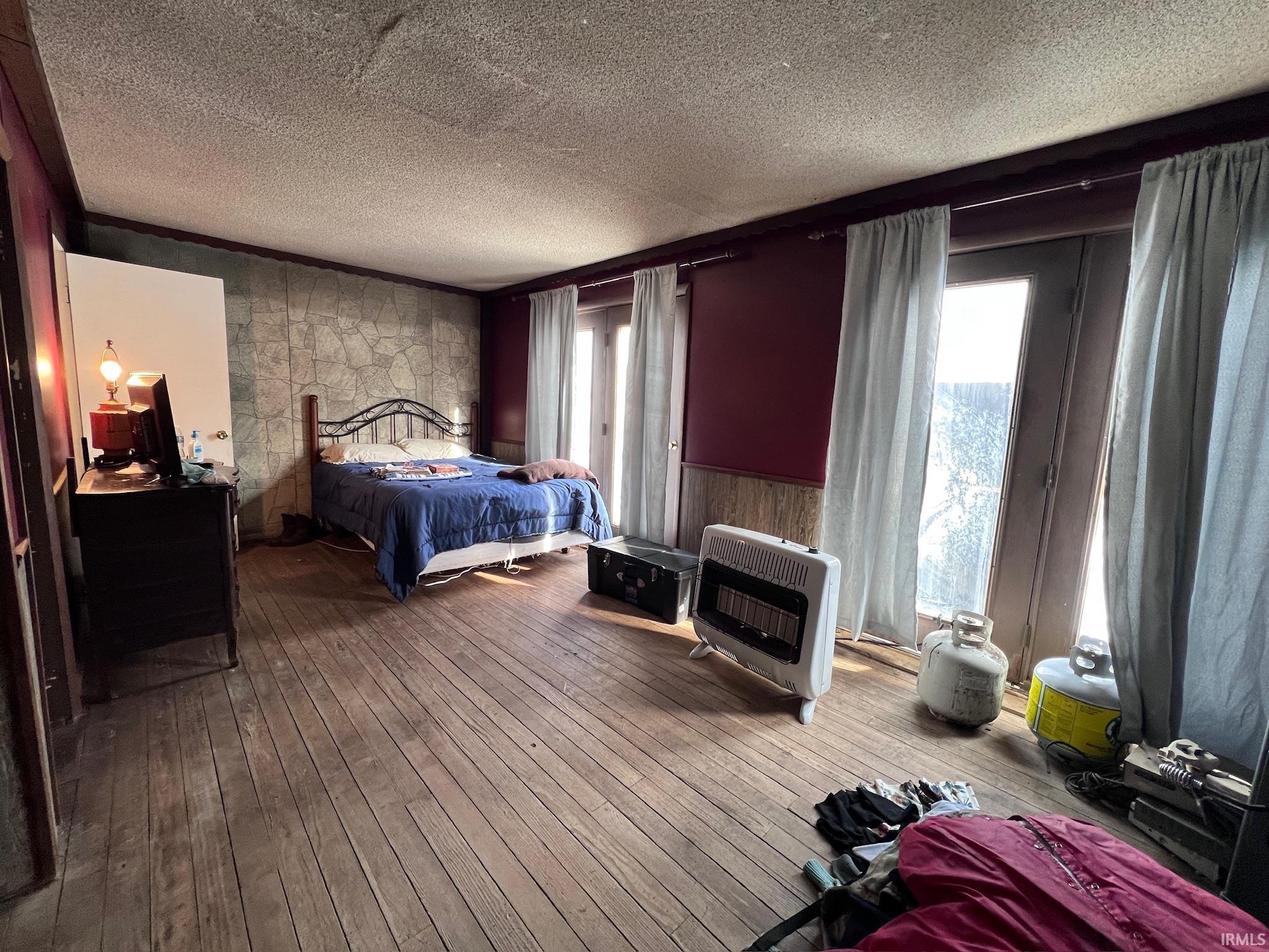 504 Erie Street Butler, IN 46721 - Photo 8 of 33