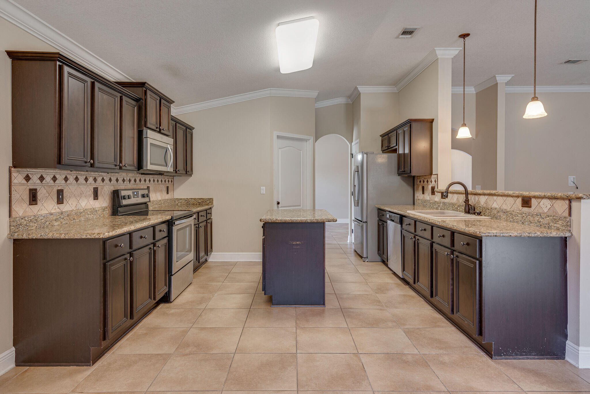 4517 Hermosa Road Crestview, FL 32539 - Photo 16 of 28