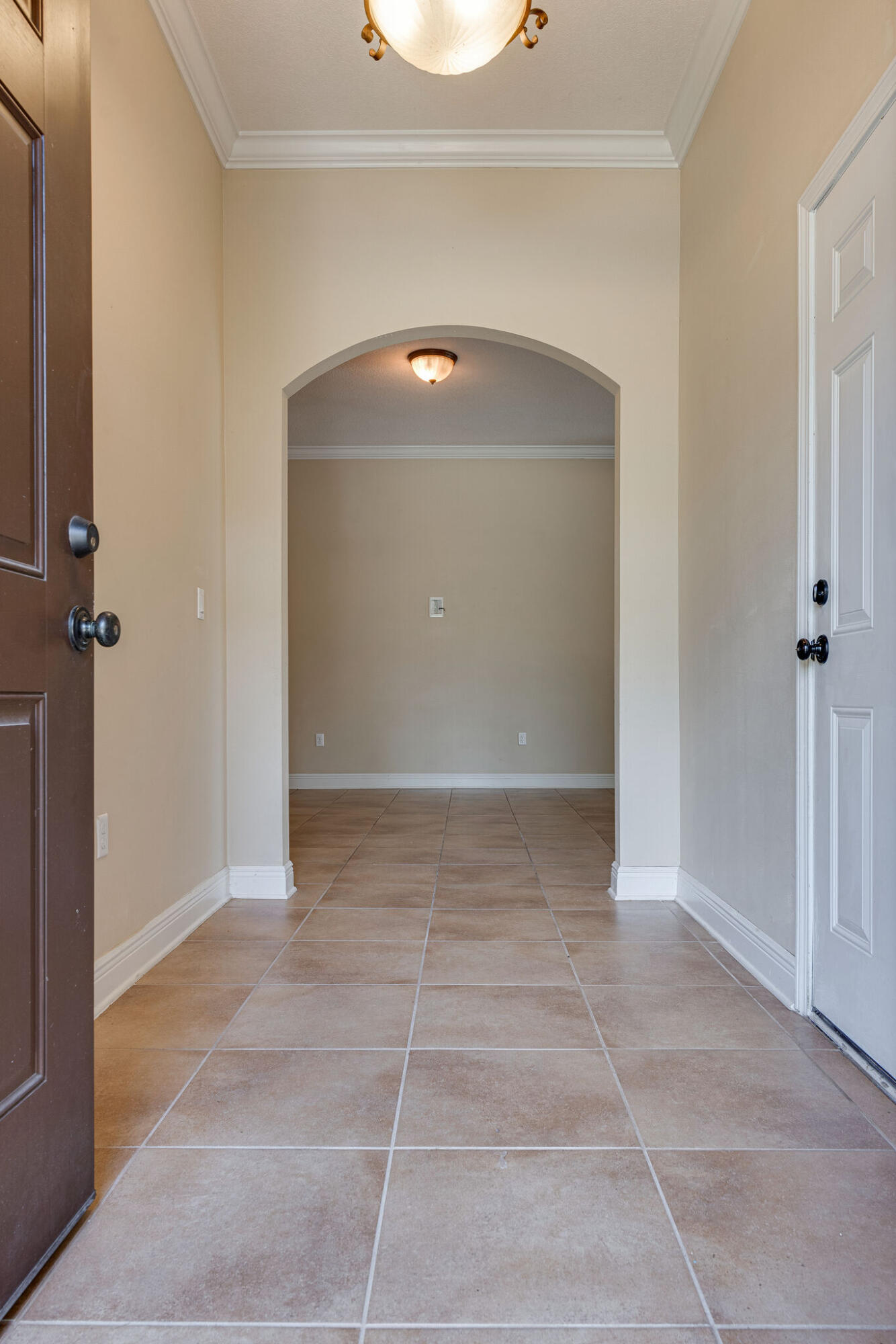 4517 Hermosa Road Crestview, FL 32539 - Photo 4 of 28