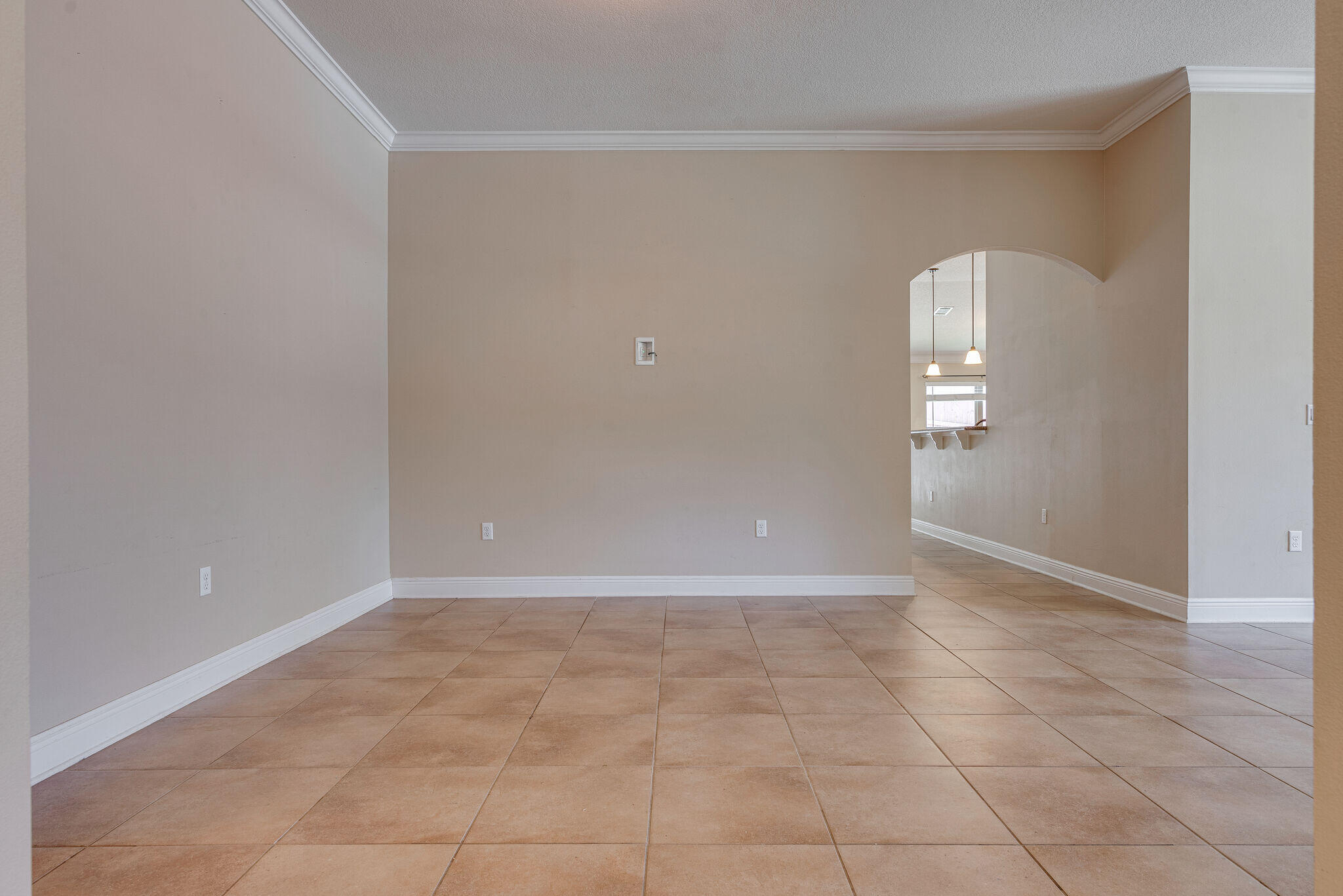 4517 Hermosa Road Crestview, FL 32539 - Photo 6 of 28