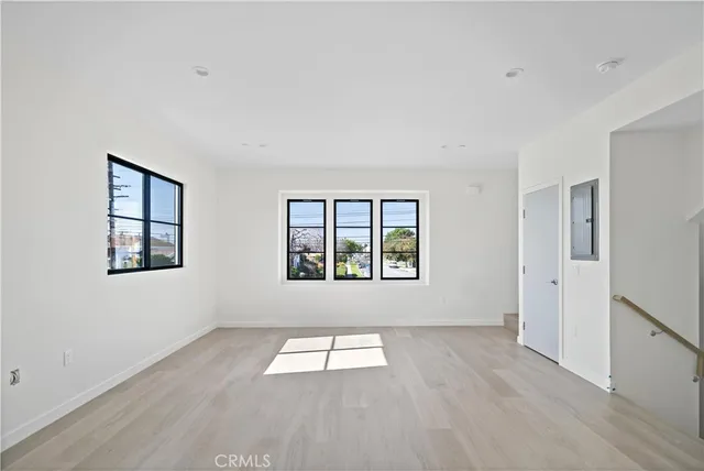 $1,075,000 | 200 South 2nd Avenue, Unit B, Arcadia, CA 91006