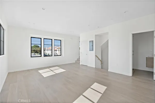 $1,075,000 | 200 South 2nd Avenue, Unit B, Arcadia, CA 91006