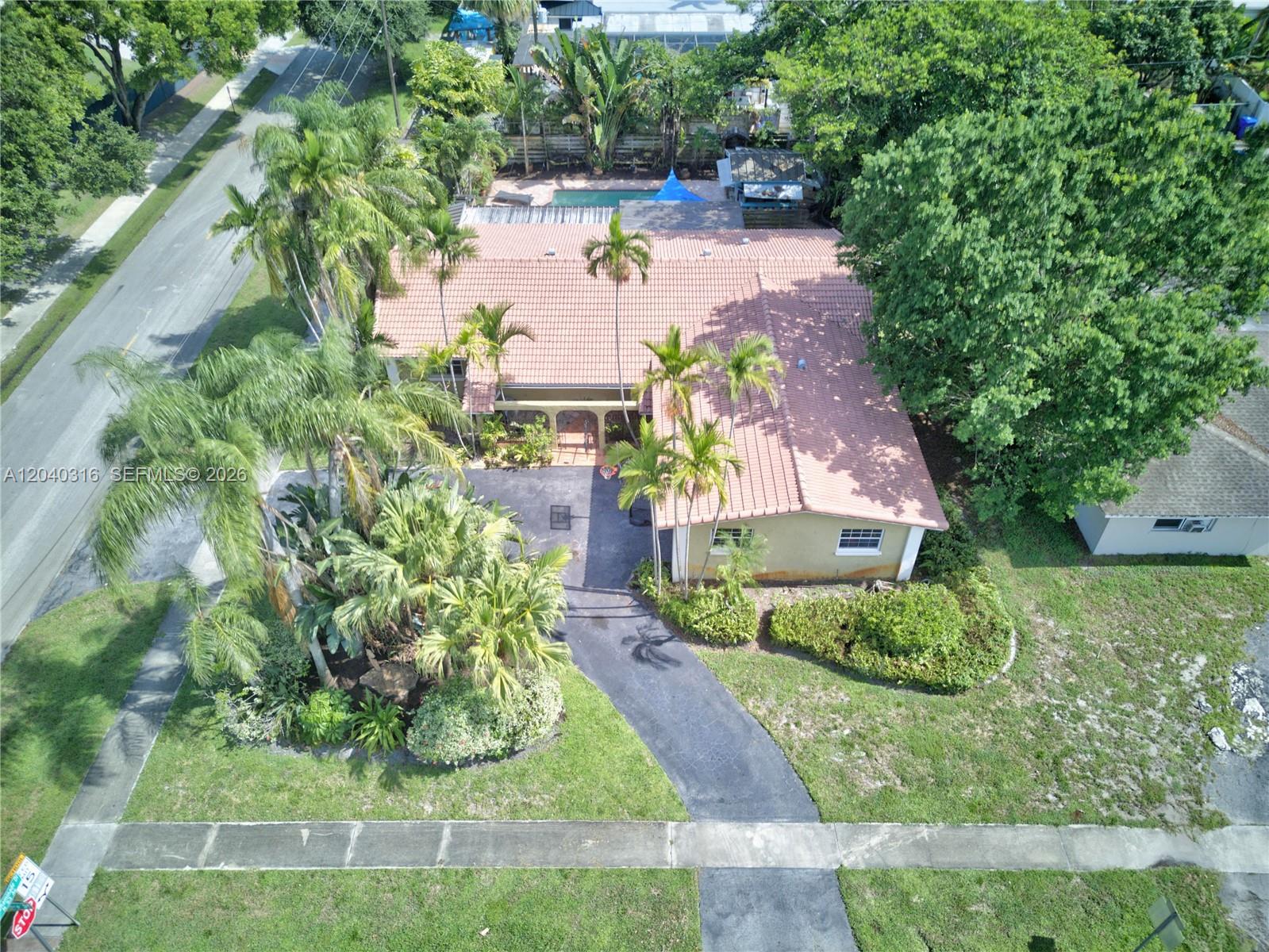 5300 Fillmore Street Hollywood, FL 33021 - Photo 41 of 44