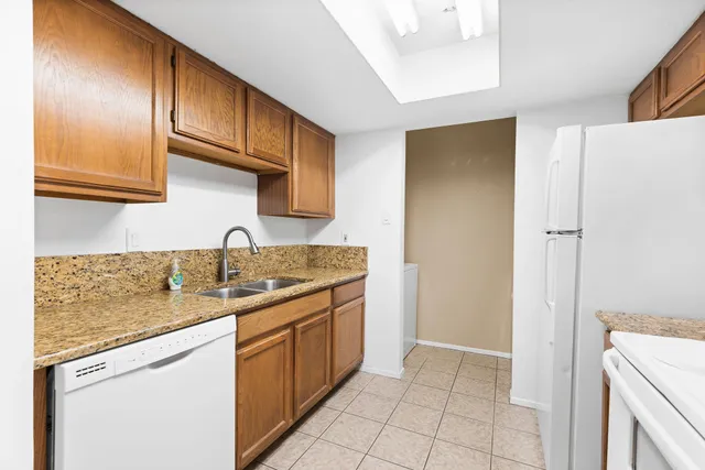 $1,450 | 14777 Wunderlich Drive, Unit 1506, Houston, TX 77069