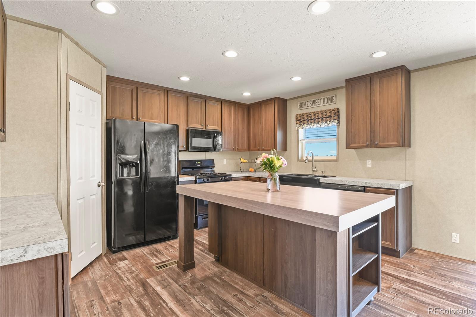 22280 Jones Road Peyton, CO 80831 - Photo 10 of 48