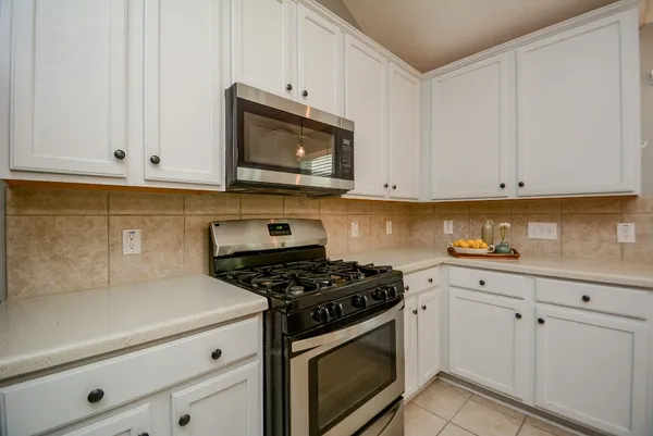 $2,100 | 24914 Oconee Drive, Tomball, TX 77375