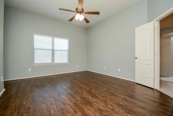 $2,100 | 24914 Oconee Drive, Tomball, TX 77375