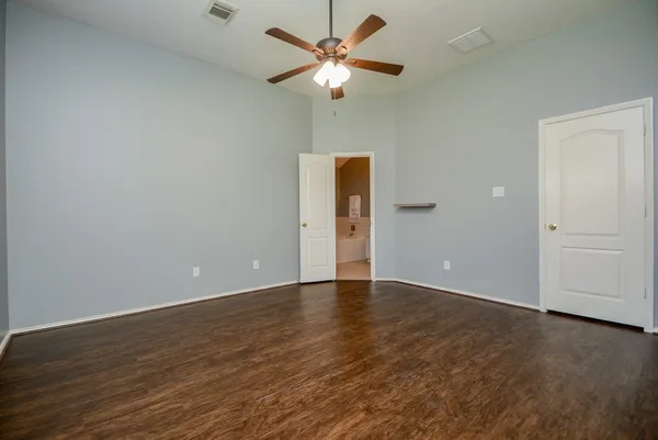 $2,100 | 24914 Oconee Drive, Tomball, TX 77375
