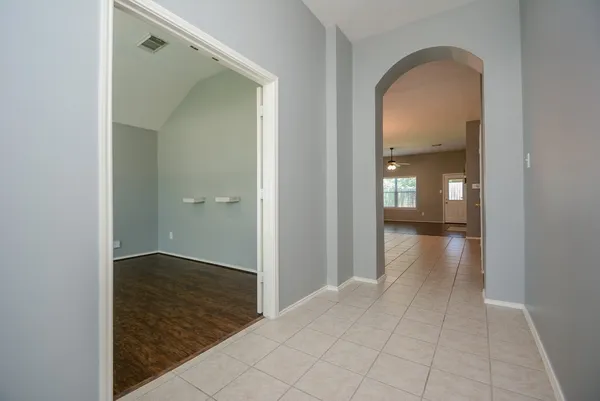 $2,100 | 24914 Oconee Drive, Tomball, TX 77375