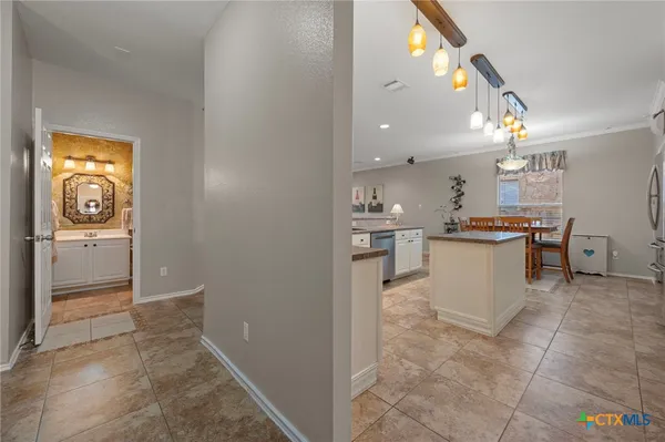 $394,500 | 17813 Floribundas Lane, Elgin, TX 78621