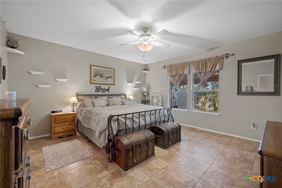 17813 Floribundas Lane Elgin, TX 78621 - Photo 16 of 39