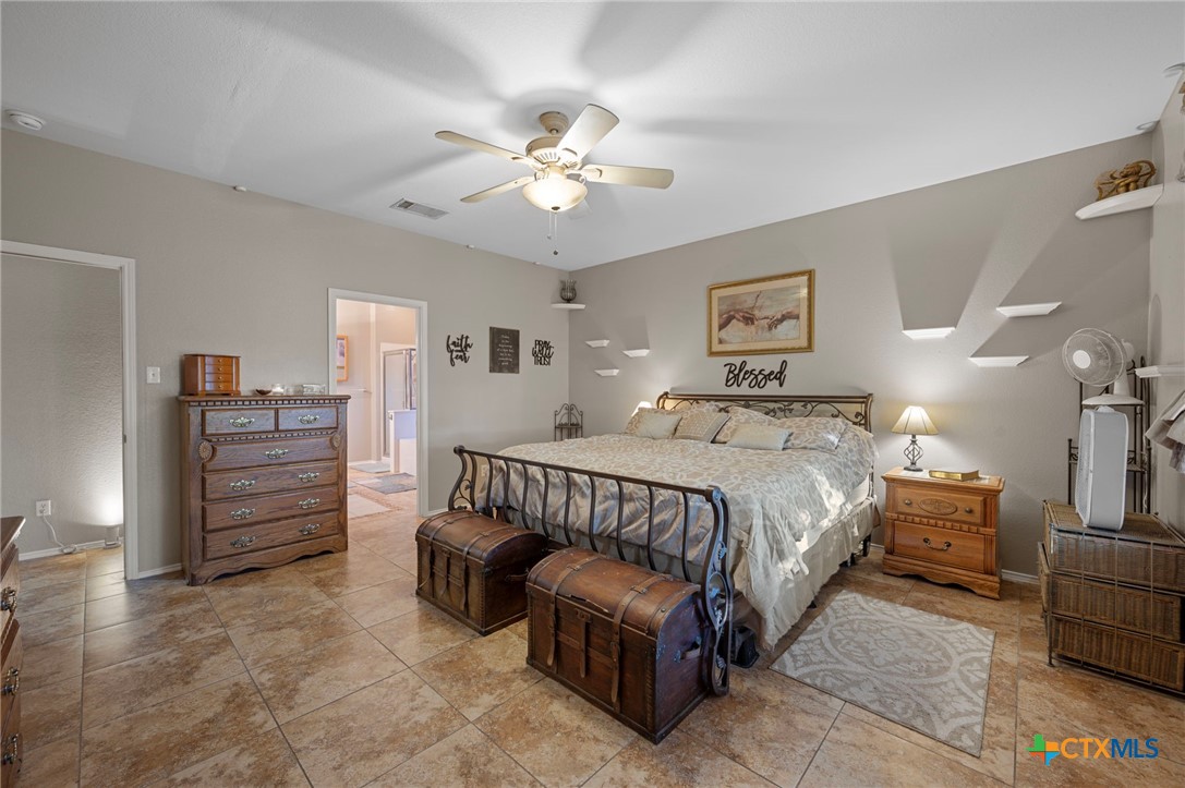 17813 Floribundas Lane Elgin, TX 78621 - Photo 17 of 39