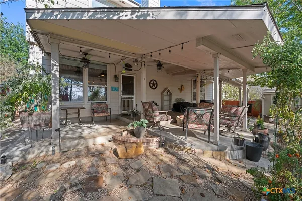 $394,500 | 17813 Floribundas Lane, Elgin, TX 78621