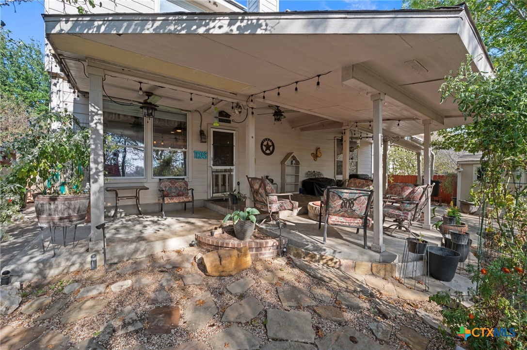 17813 Floribundas Lane Elgin, TX 78621 - Photo 31 of 39