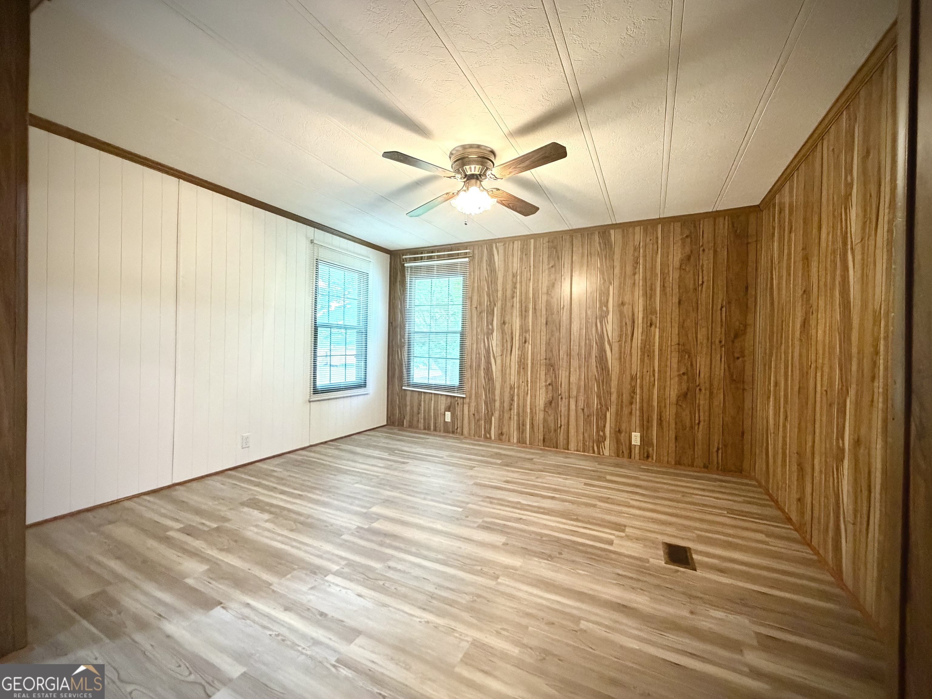 824 Hart Lane Dublin, GA 31021 - Photo 18 of 34