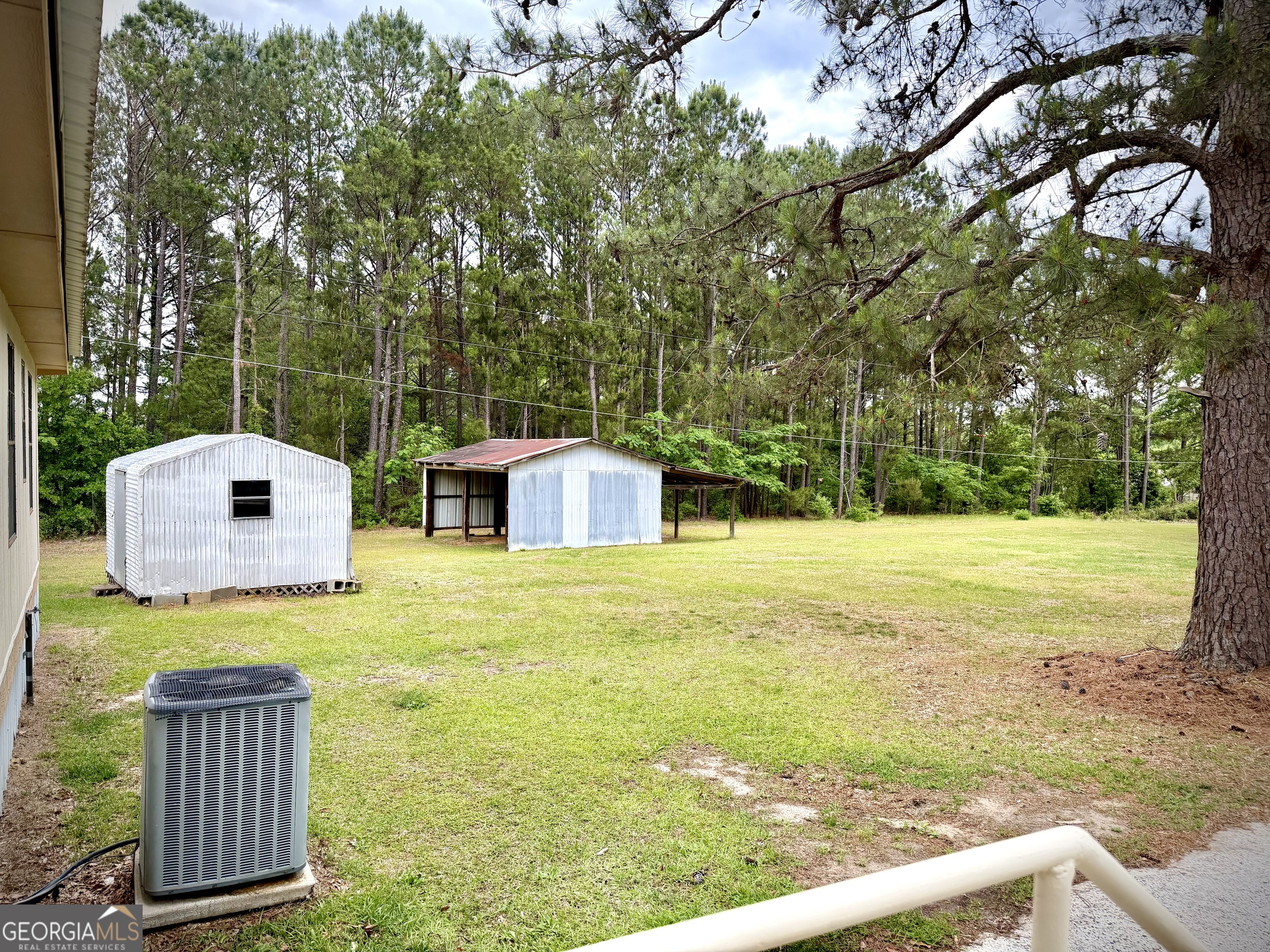 824 Hart Lane Dublin, GA 31021 - Photo 23 of 34