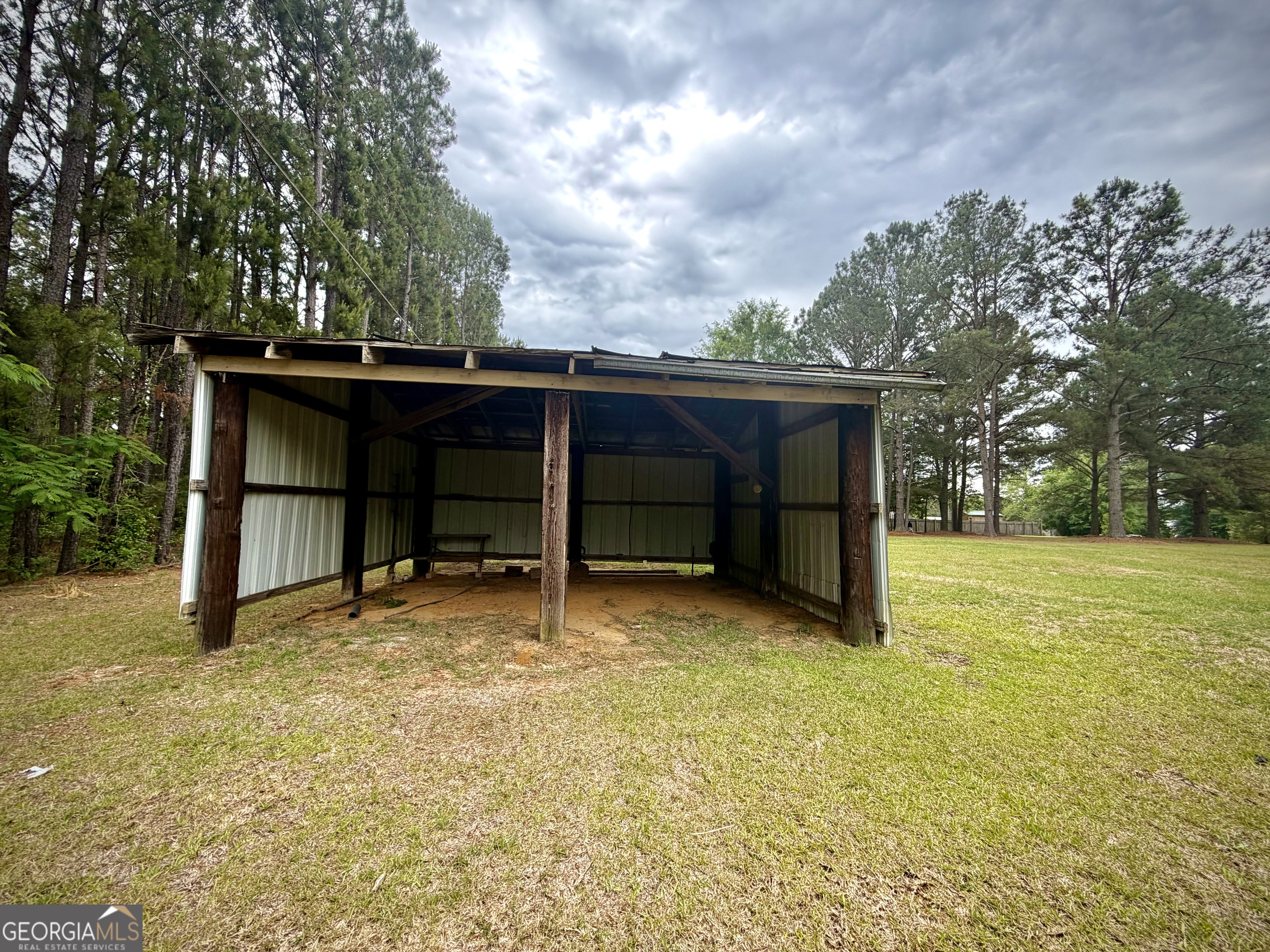 824 Hart Lane Dublin, GA 31021 - Photo 27 of 34
