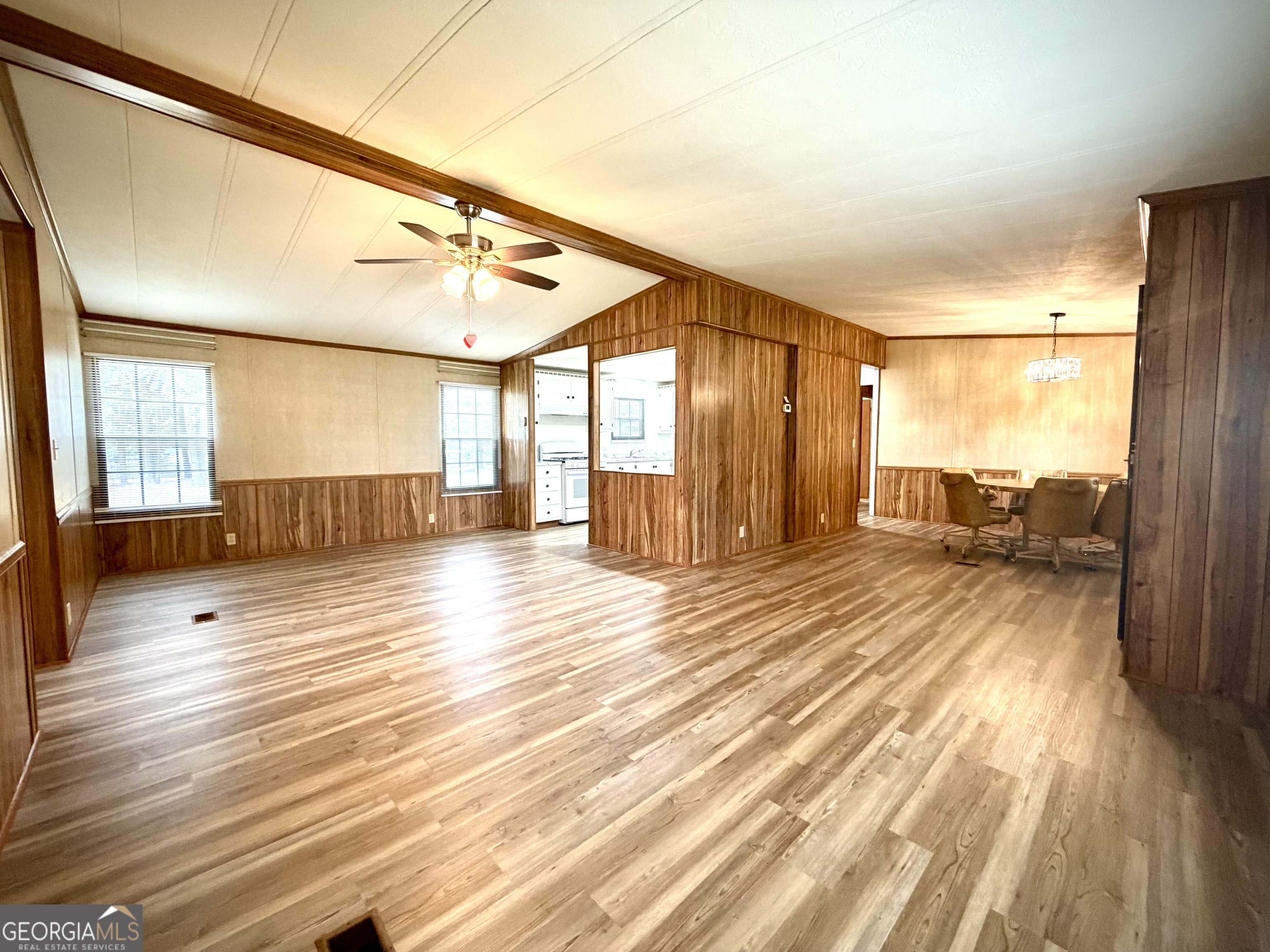 824 Hart Lane Dublin, GA 31021 - Photo 7 of 34