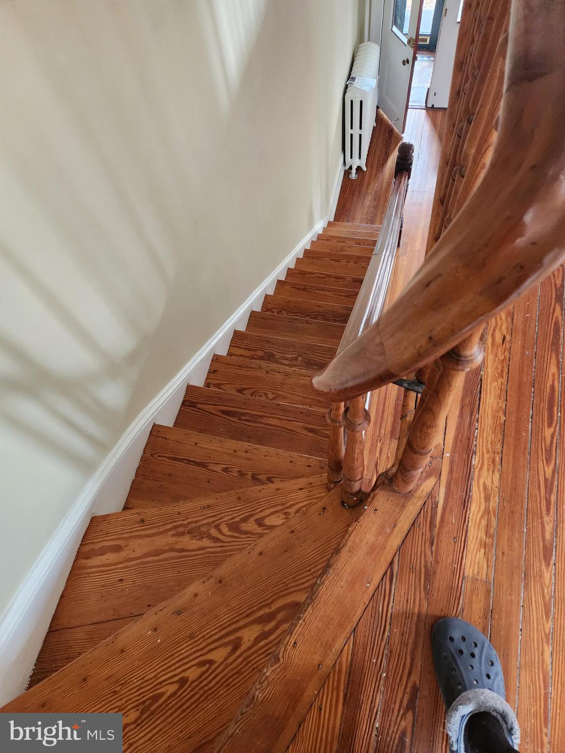 323 2nd Street Southeast Washington, DC 20003 - Photo 7 of 16 a view of entryway