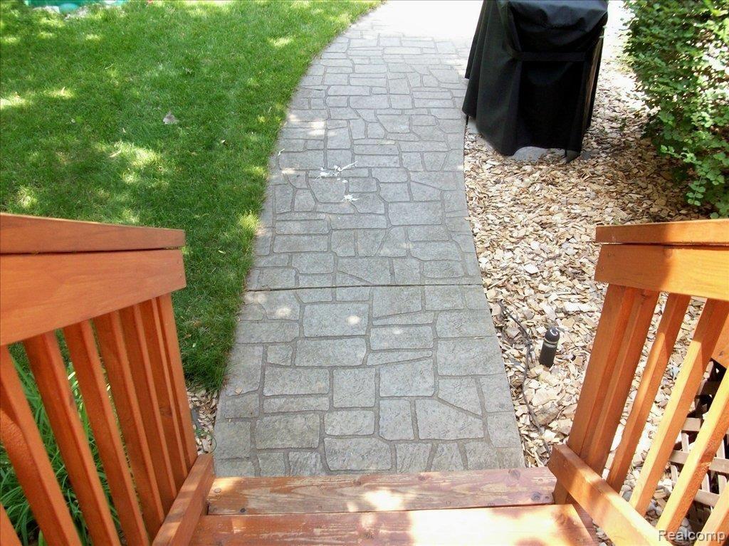 747 Ludlow Avenue Rochester, MI 48307 - Photo 18 of 18 ludlow stamped concrete