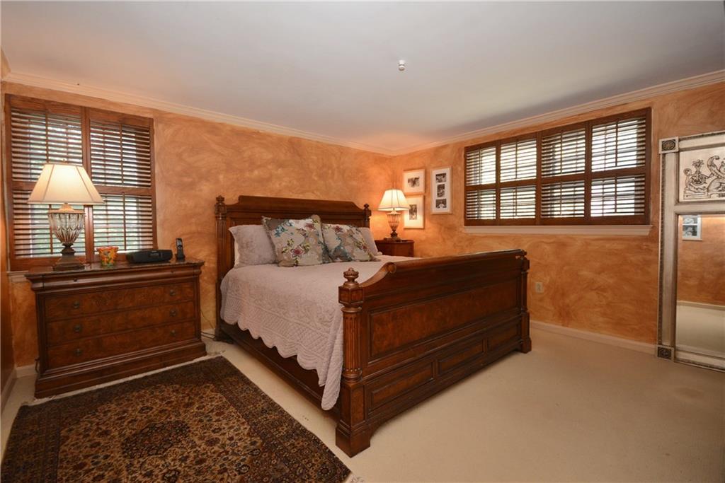 534 Guyasuta Road Pittsburgh, PA 15215 - Photo 13 of 25 Gallery Image 13