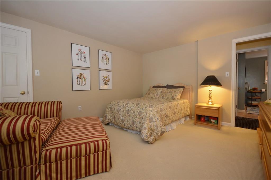 534 Guyasuta Road Pittsburgh, PA 15215 - Photo 15 of 25 Gallery Image 15