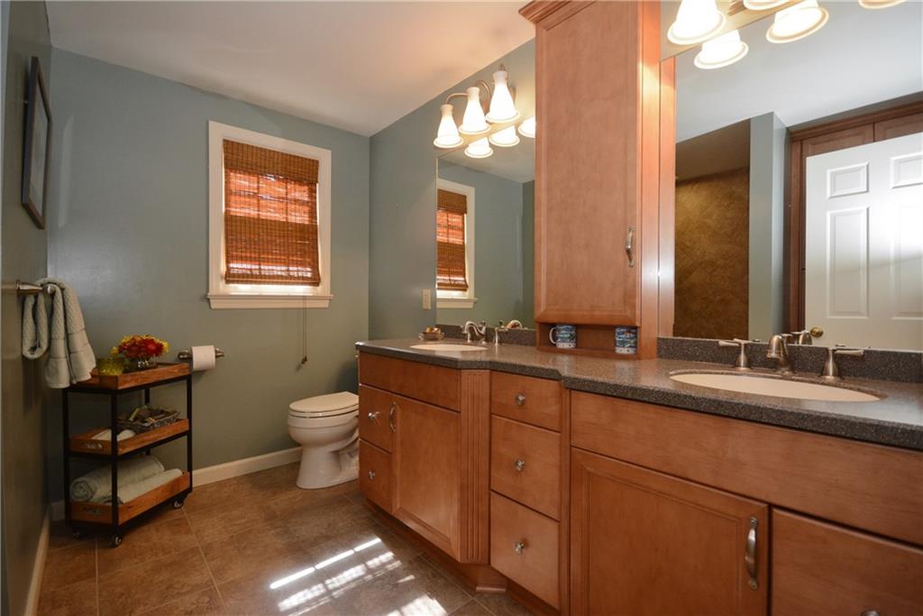534 Guyasuta Road Pittsburgh, PA 15215 - Photo 18 of 25 Gallery Image 18
