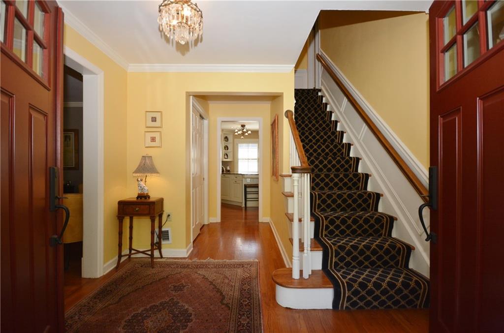 534 Guyasuta Road Pittsburgh, PA 15215 - Photo 3 of 25 Gallery Image 3
