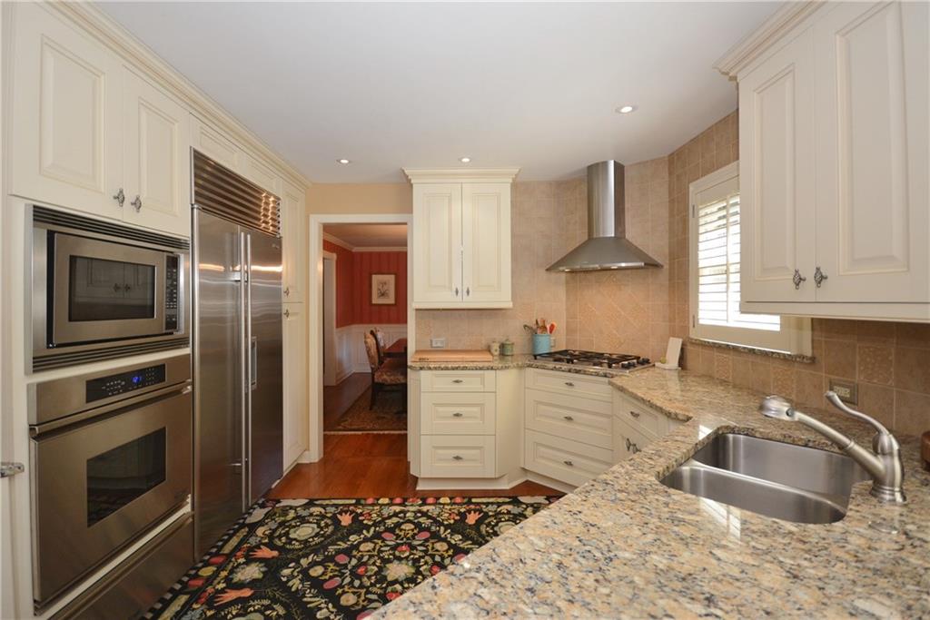 534 Guyasuta Road Pittsburgh, PA 15215 - Photo 5 of 25 Gallery Image 5