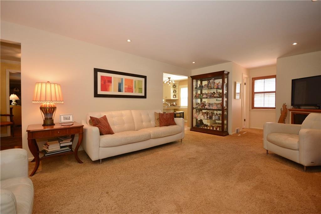 534 Guyasuta Road Pittsburgh, PA 15215 - Photo 10 of 25 Gallery Image 10