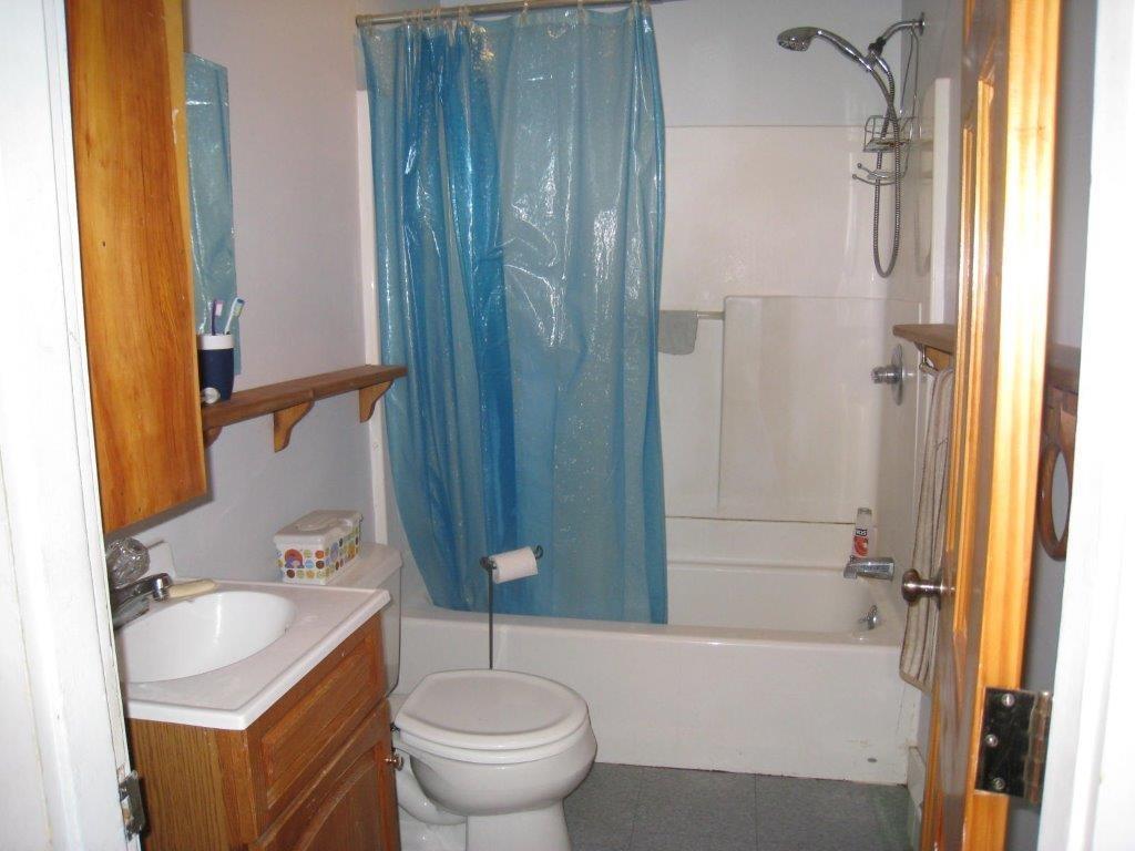 139 Dr Mann Road Augusta, ME 04330 - Photo 14 of 19 Bath