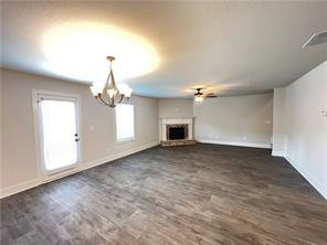 52 Suwannee Way Jefferson, GA 30549 - Photo 3 of 19