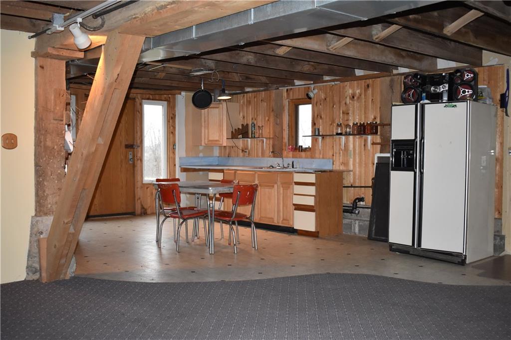 46 Erskine Road West Alexander, PA 15376 - Photo 14 of 22