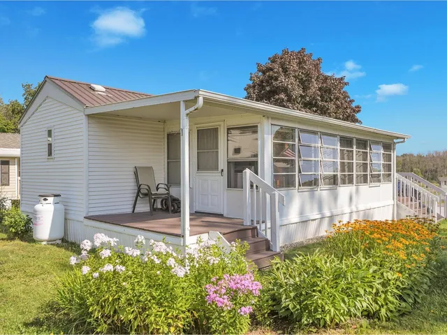 $45,000 | 13 Jonathan Circle, South Hero, VT 05486