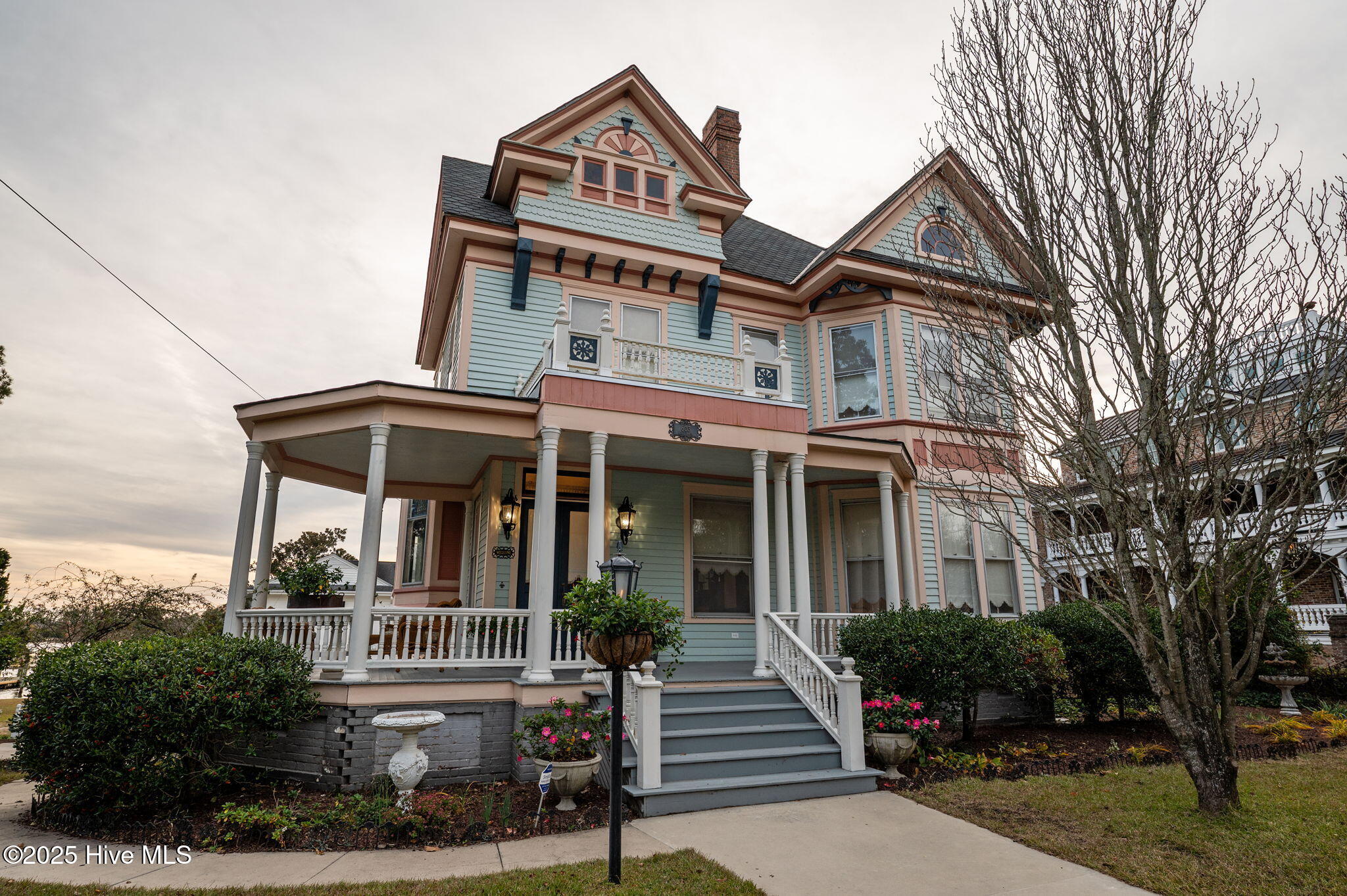 603 West Main Street Washington, NC 27889 - Photo 4 of 110 1-web-or-mls-LHV_3898