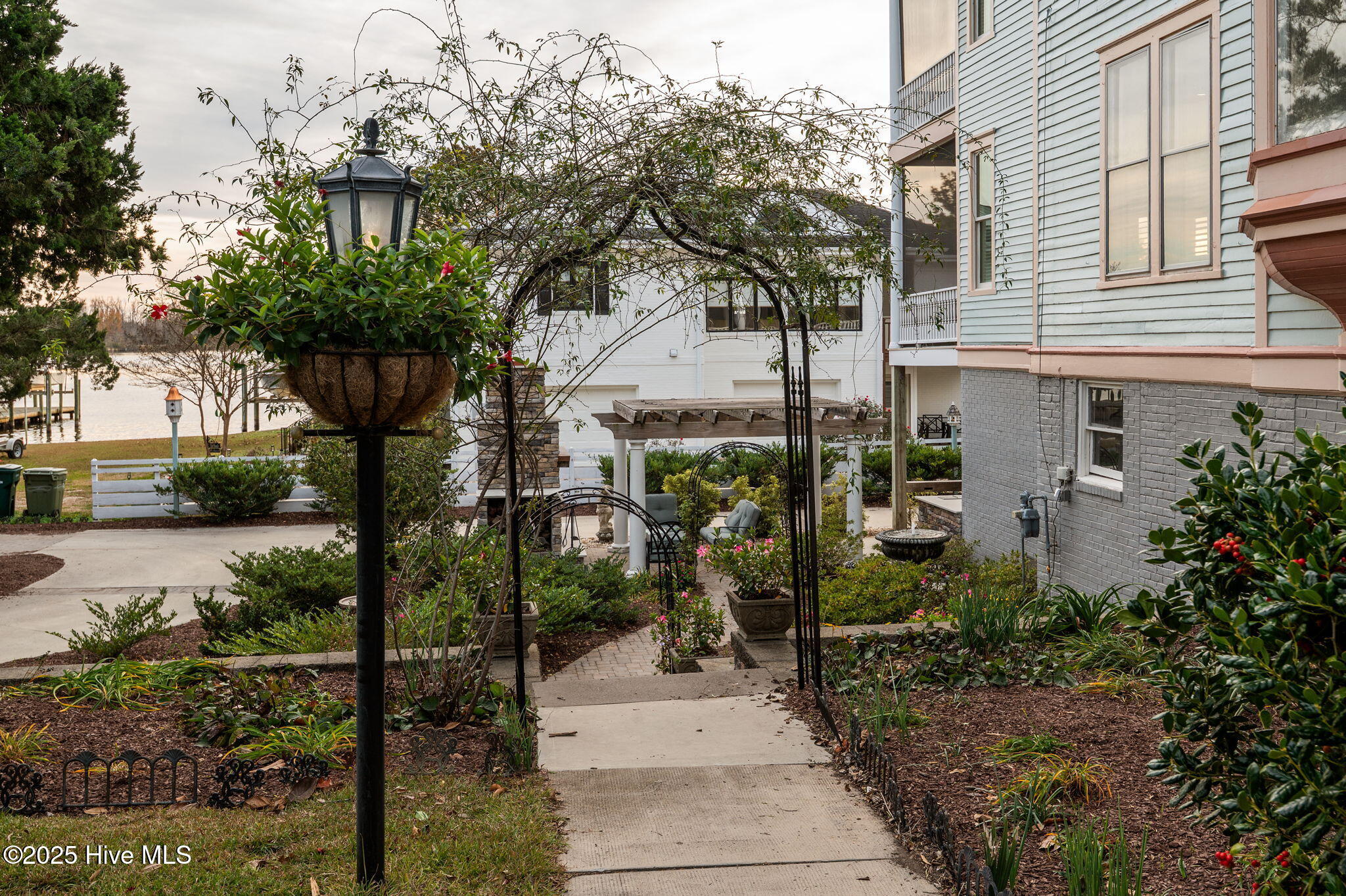 603 West Main Street Washington, NC 27889 - Photo 8 of 110 55-web-or-mls-LHV_3907